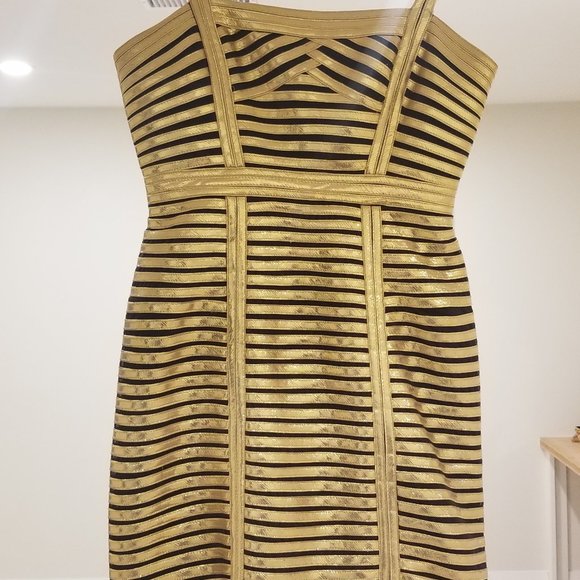 BCBGMAXAZRIA Gold Beret Dress - Picture 3 of 6